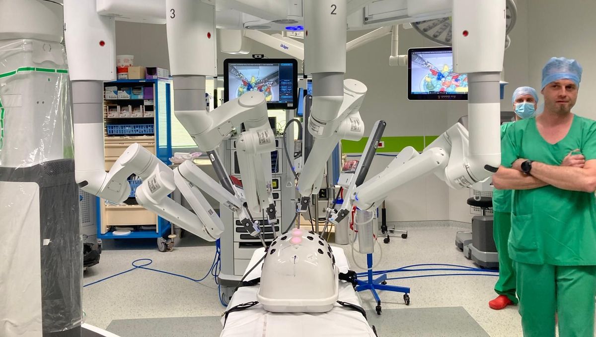 Monde/Technologies informatiques/Intelligence artificielle et robots avancés : résister au remplacement des agents dans les lieux de travail